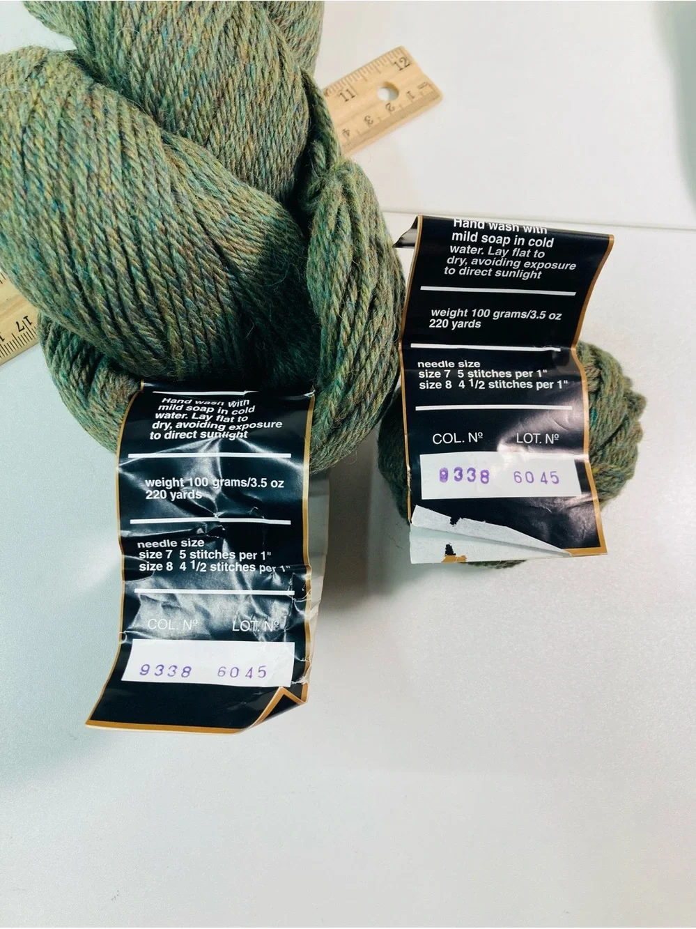 1 NEW + 1 (122g total) Cascade 220 Pure Wool Yarn - Heathered Green color 9338